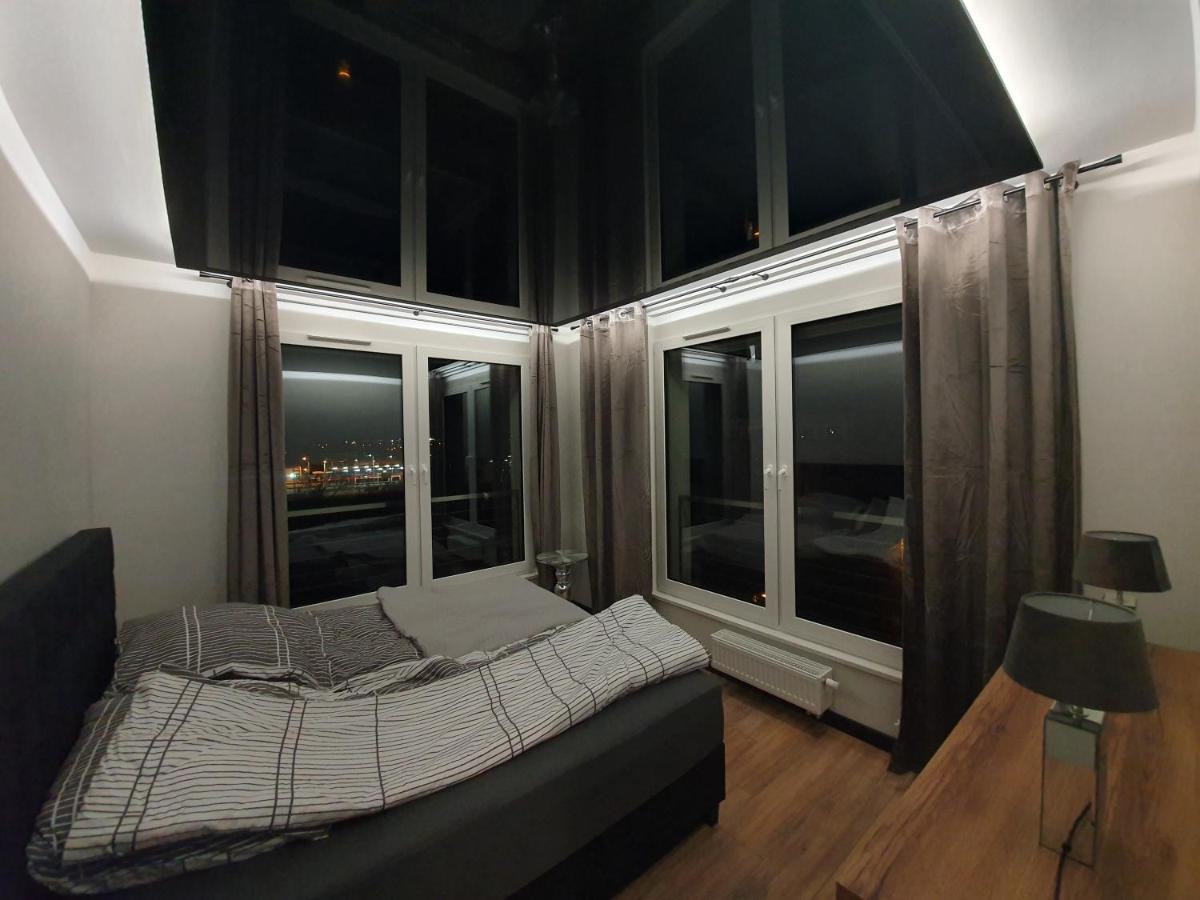 Apartament Skarbowa 1 A Silver And Gold Лешно Экстерьер фото